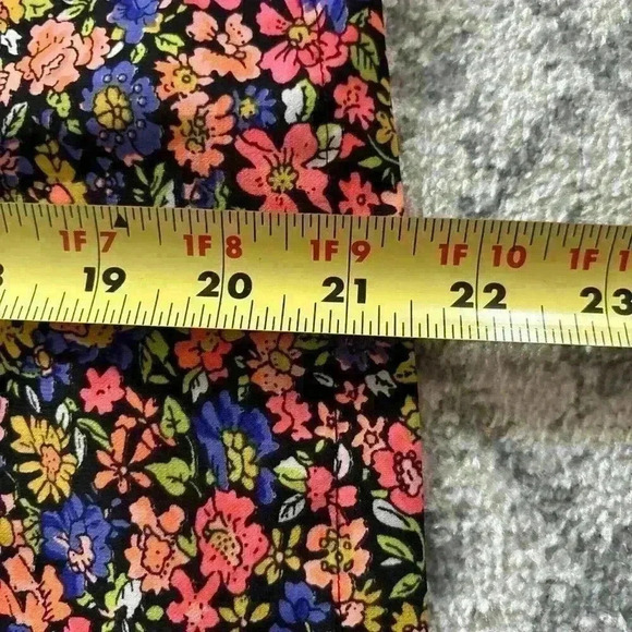 Fun & Flirt Womens Short Sleeve Neon Floral Top Size Large - Picture 9 of 10